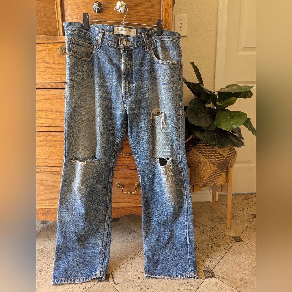 Distressed Levi's 505 Denim